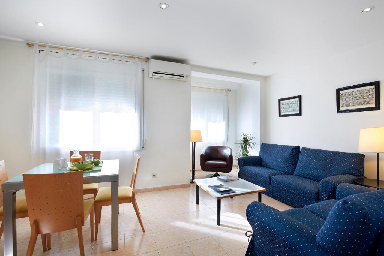 Apartamentos Calvet Барселона Экстерьер фото
