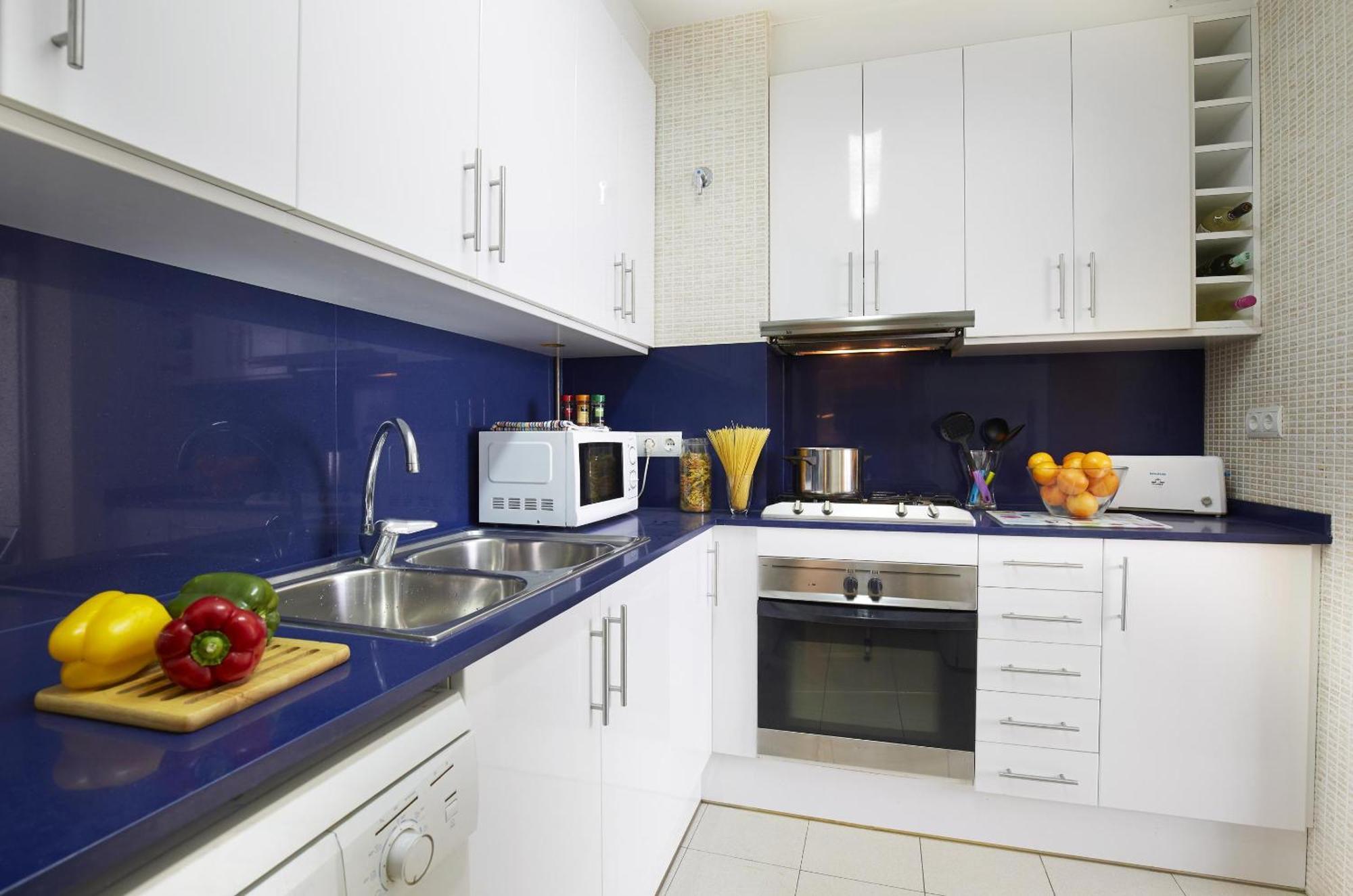 Apartamentos Calvet Барселона Экстерьер фото