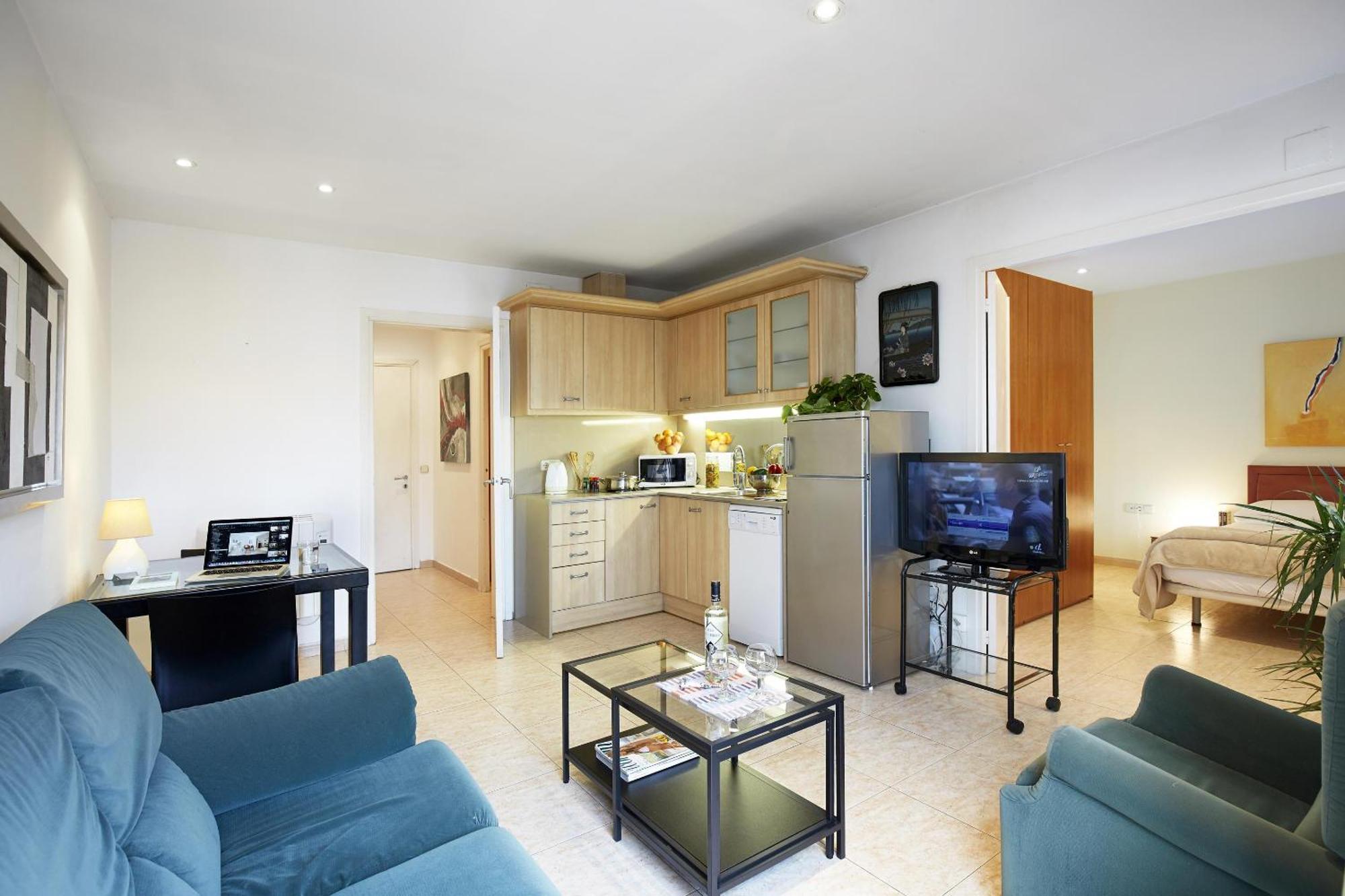 Apartamentos Calvet Барселона Экстерьер фото