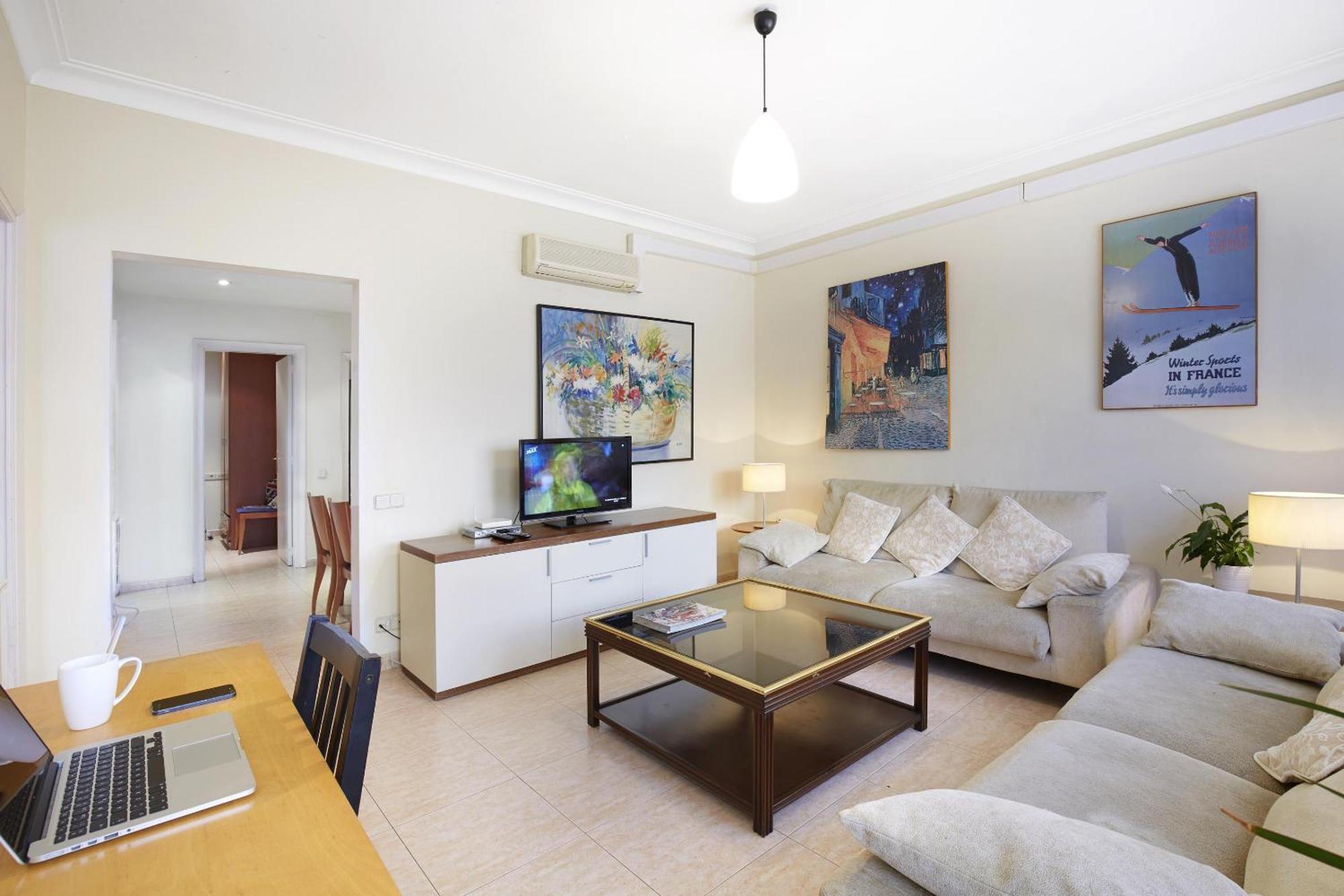 Apartamentos Calvet Барселона Экстерьер фото